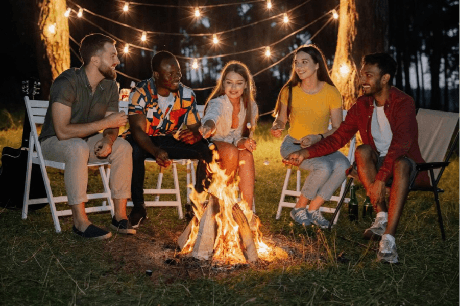 10 Creative Fire Pit Party Ideas